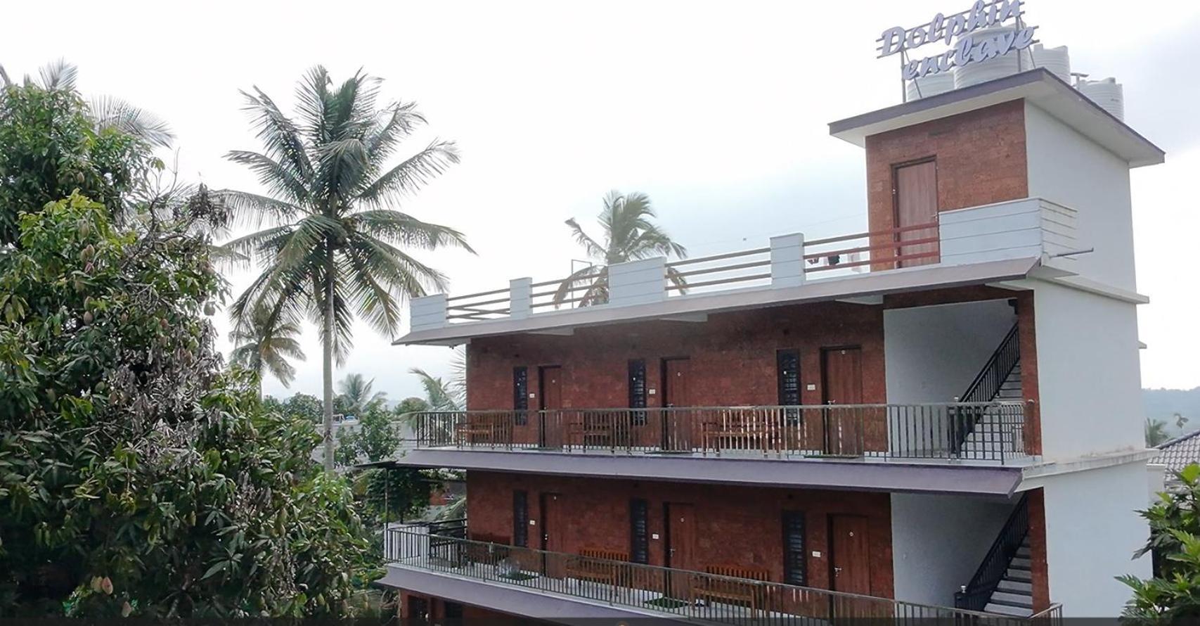 Dolphin Enclave Service Studio Apartments Kalpetta Esterno foto